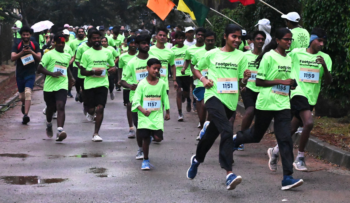 Footprints run in Bengaluru on 1 December 2024 as part of Babu’s “Positive Running Program” 